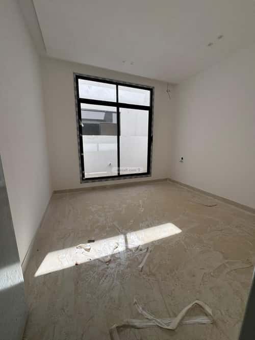 فيلا 250 متر مربع شرقية على شارع 20م النظيم، شرق الرياض، الرياض