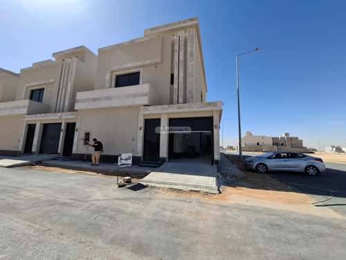 فيلا 250 متر مربع شرقية على شارع 20م النظيم، شرق الرياض، الرياض