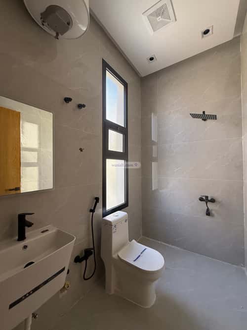 فيلا 218 متر مربع شرقية على شارع 15م المروة، جنوب الرياض، الرياض