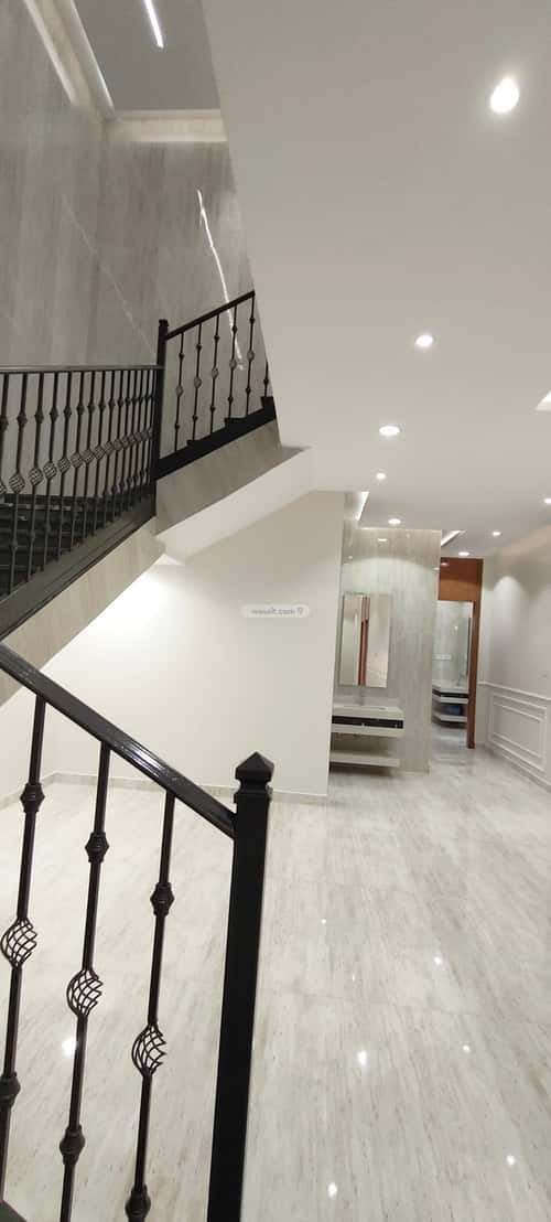 شقة 397 متر مربع ب 9 غرف الزهور، أبها