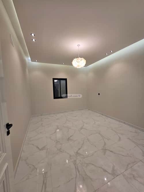 شقة 213 متر مربع ب 5 غرف السلامة، محائل