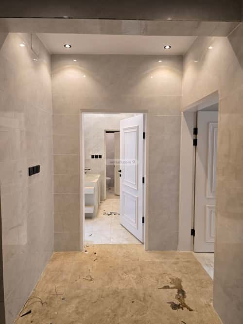 شقة 213 متر مربع ب 5 غرف السلامة، محائل