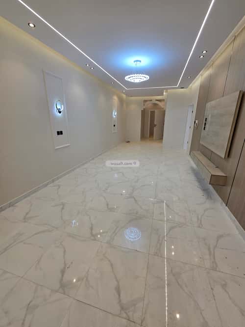 Apartment 213 SQM with 5 Bedrooms Al Salamah, Muhayil