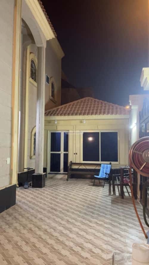 فيلا 440 متر مربع شمالية على شارع 15م الخليج، شرق الرياض، الرياض