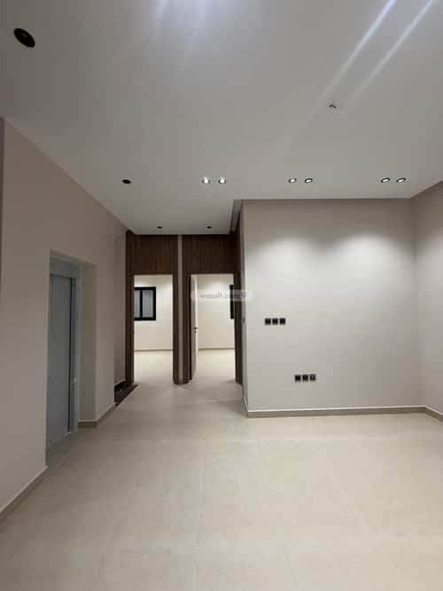 فيلا 240 متر مربع شمالية غربية على شارع 18م أحد، الدمام