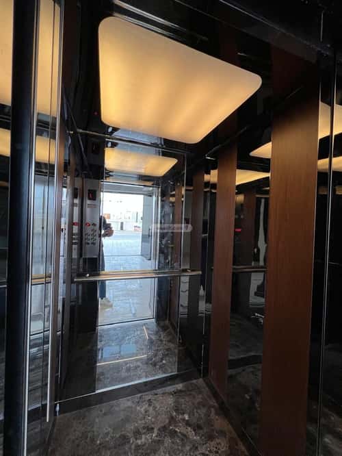 Floor with 3 Bedrooms Al-Awaly, West Riyadh, Riyadh