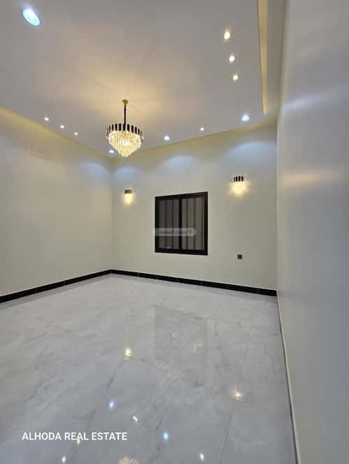 Floor 364 SQM with 9 Bedrooms Al-Wurud, Khamis Mushait