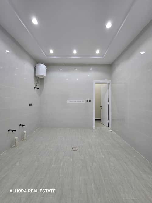 دور 214 متر مربع ب 6 غرف الورود، خميس مشيط