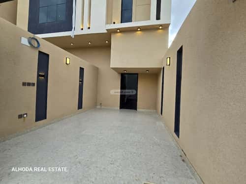 دور 364 متر مربع ب 9 غرف الورود، خميس مشيط