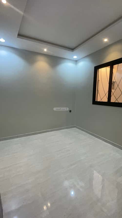 شقة 300 متر مربع ب 3 غرف الرمال، شرق الرياض، الرياض