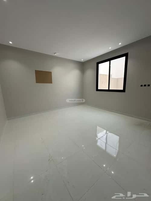 فيلا 304 متر مربع شرقية على شارع 25م حارة الباب الجديد، مكة المكرمة