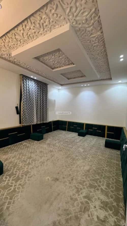 Floor 225 SQM with 3 Bedrooms Al-Janadriyah, East Riyadh, Riyadh