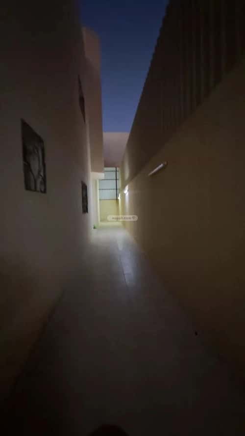 فيلا 411 متر مربع غربية على شارع 20م غرناطة، شرق الرياض، الرياض