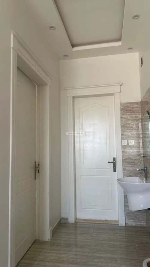 8 bedroom villa in Al Mahdiyyah