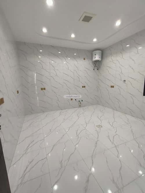 Villa 360 SQM Facing South on 15m Width Street Rayyadh, Alttayif