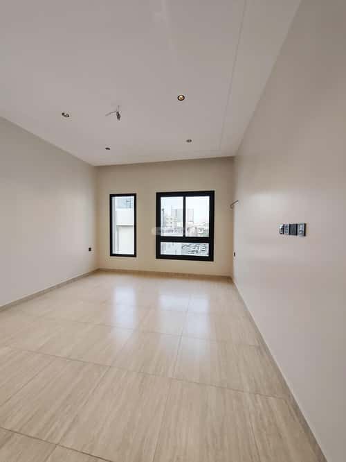 شقة 134 متر مربع ب 4 غرف العزيزية، شمال جدة، جدة