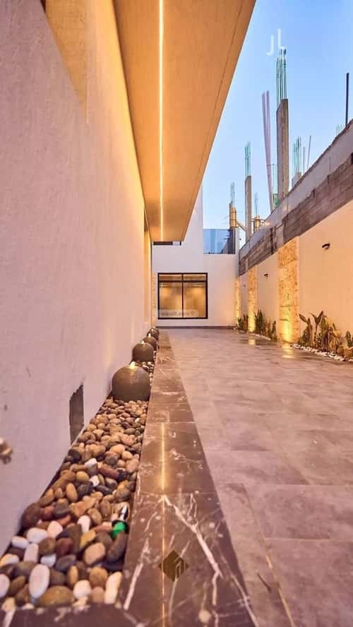 6 bedroom villa in Al Mahdiyyah