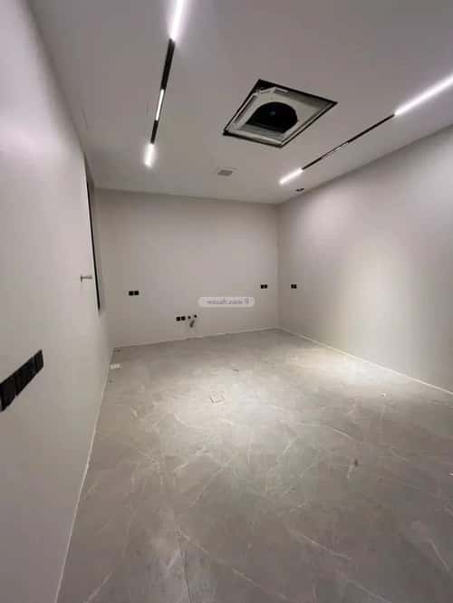 5 bedroom villa in Al Mahdiyyah