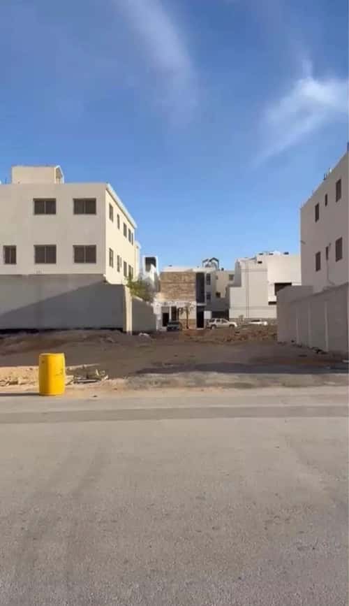 Land 390 SQM Facing North on 25m Width Street Al-Mahdiyah, West Riyadh, Riyadh