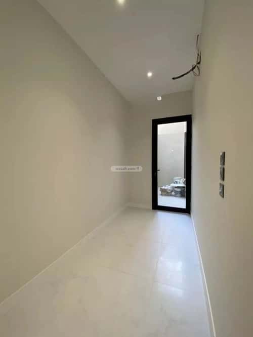 5 bedroom villa in Al Mahdiyyah