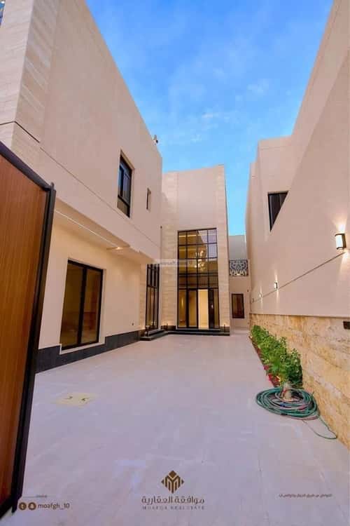 4 bedroom villa in Al Mahdiyyah