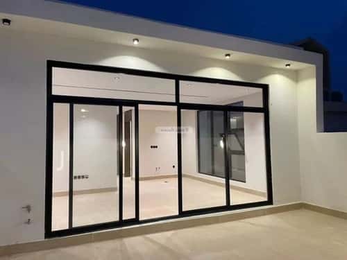 4 bedroom villa in Al Mahdiyyah