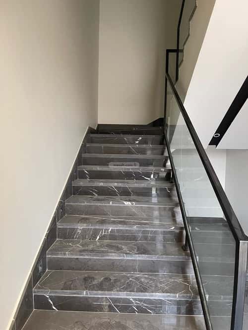 Floor 191 SQM with 4 Bedrooms Ar-Rimal, East Riyadh, Riyadh