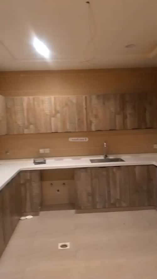 Apartment 213 SQM with 5 Bedrooms Al Hamadhnyah, East Jeddah, Jeddah