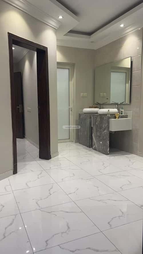 فيلا 315 متر مربع واجهة شمالية ب 5 غرف طيبة، الدمام