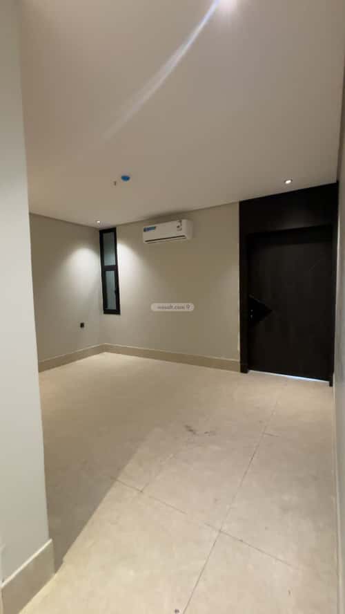 Apartment 198 SQM with 8 Bedrooms King Fahad Dist, Aldammam
