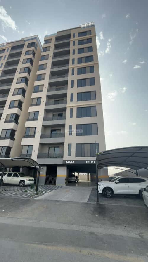Apartment 198 SQM with 8 Bedrooms King Fahad Dist, Aldammam