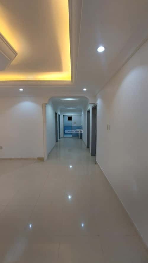 Apartment 209 SQM with 5 Bedrooms Uhod, Aldammam