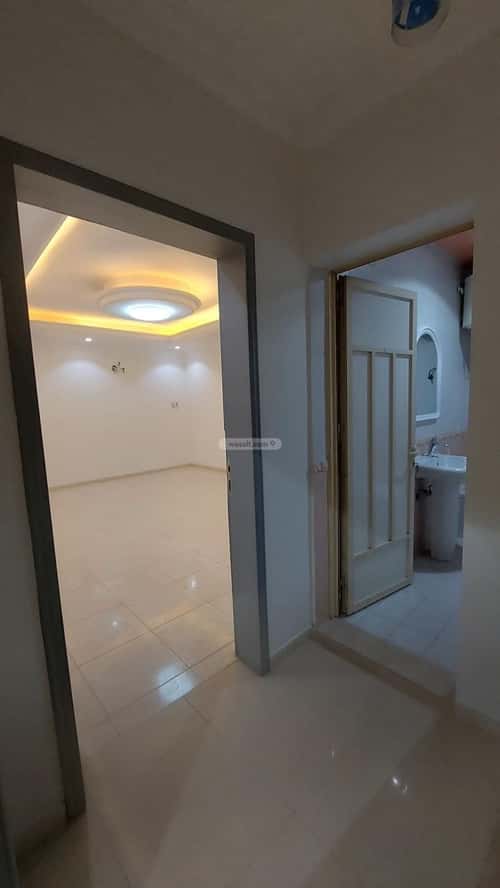 Apartment 209 SQM with 5 Bedrooms Uhod, Aldammam