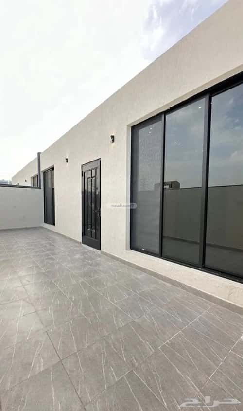 شقة 218 متر مربع ب 5 غرف ضاحية الملك فهد، الدمام