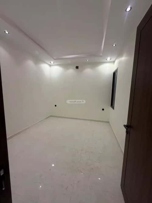 فيلا 360 متر مربع شرقية على شارع 20م ظهرة لبن، غرب الرياض، الرياض