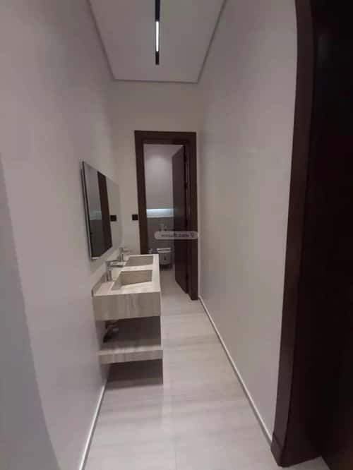 فيلا 330 متر مربع جنوبية على شارع 20م ظهرة لبن، غرب الرياض، الرياض