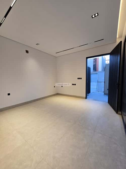 5 bedroom floor in Al Rimal