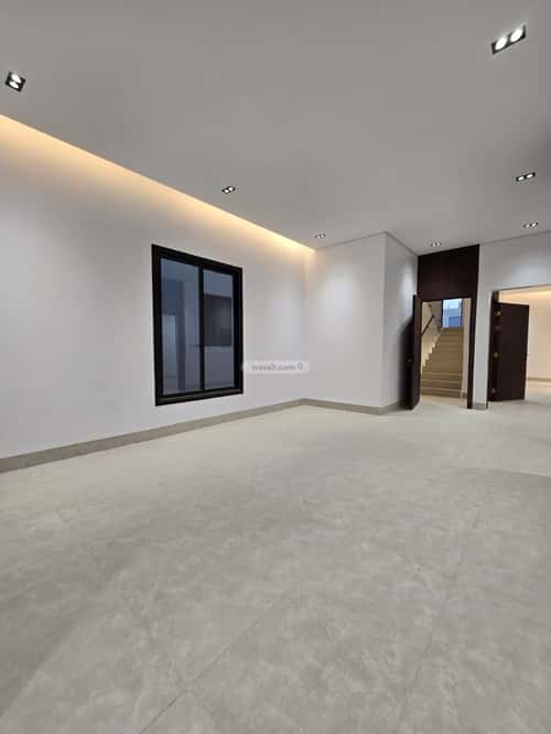 5 bedroom floor in Al Rimal
