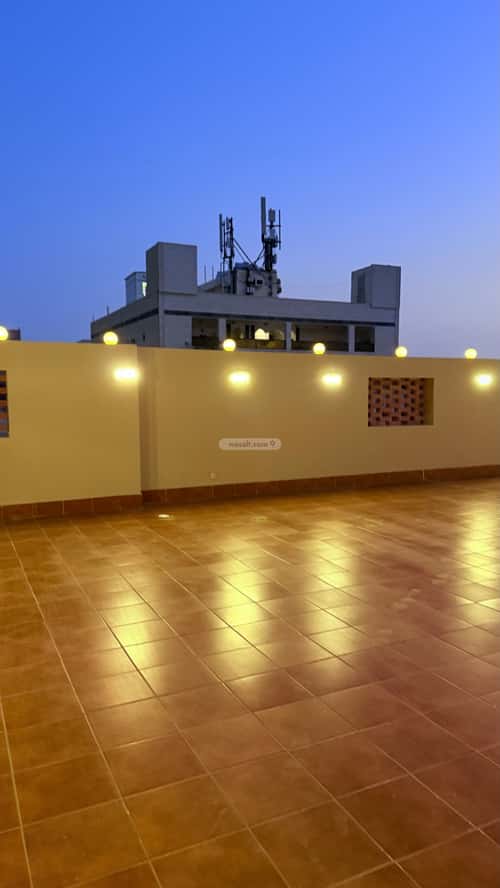 فيلا 237 متر مربع واجهة جنوبية ب 8 غرف المروة، شمال جدة، جدة