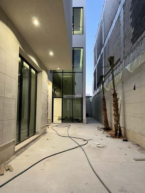 5 bedroom villa in Al Mahdiyyah