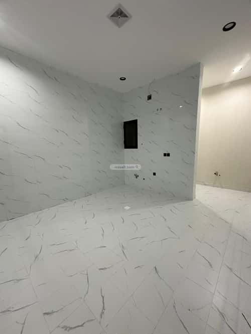 Floor 177 SQM with 5 Bedrooms Al-Qadisiyah, East Riyadh, Riyadh