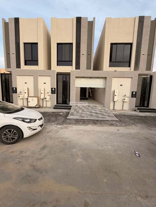 فيلا 336 متر مربع غربية على شارع 20م اللؤلؤ، الخبر