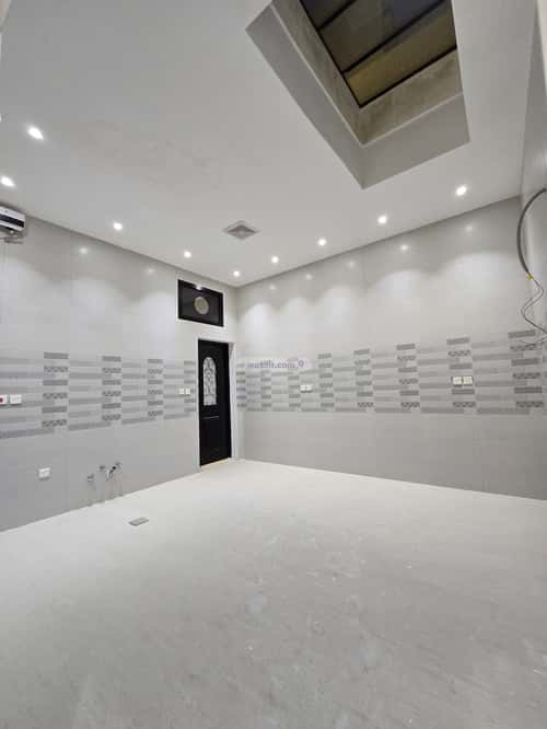 فيلا 276 متر مربع غربية على شارع 15م الصواري، شمال جدة، جدة