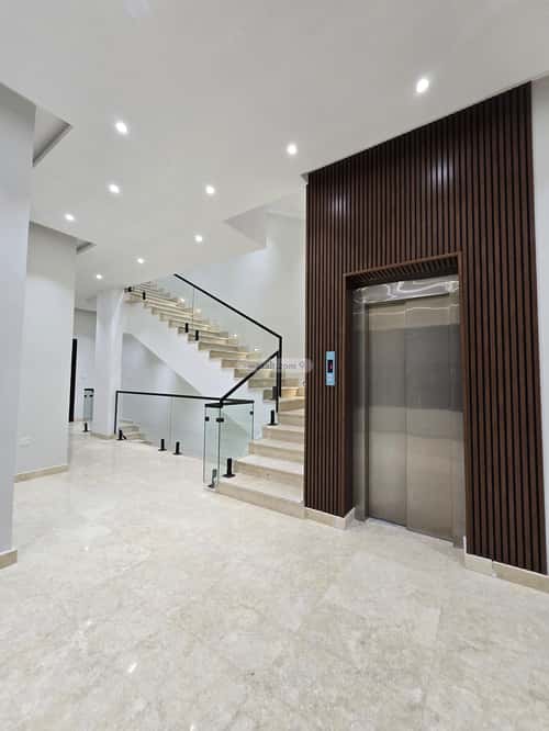 فيلا 276 متر مربع غربية على شارع 15م الصواري، شمال جدة، جدة