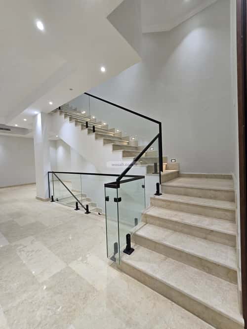 فيلا 276 متر مربع غربية على شارع 15م الصواري، شمال جدة، جدة