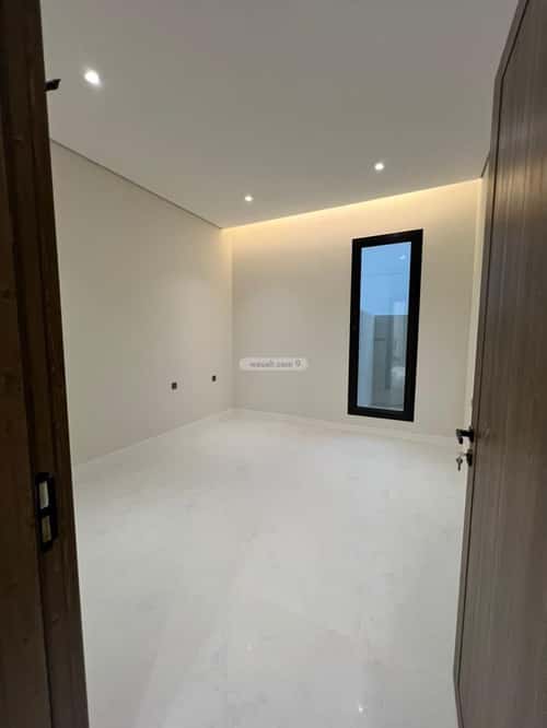 6 bedroom villa in Al Mahdiyyah