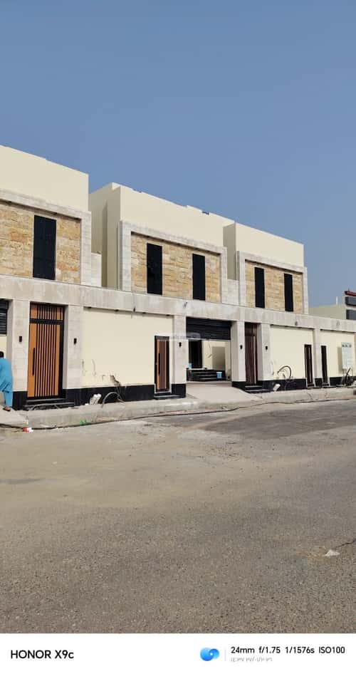Villa 300 SQM Facing North on 16m Width Street Al Frosyah, East Jeddah, Jeddah