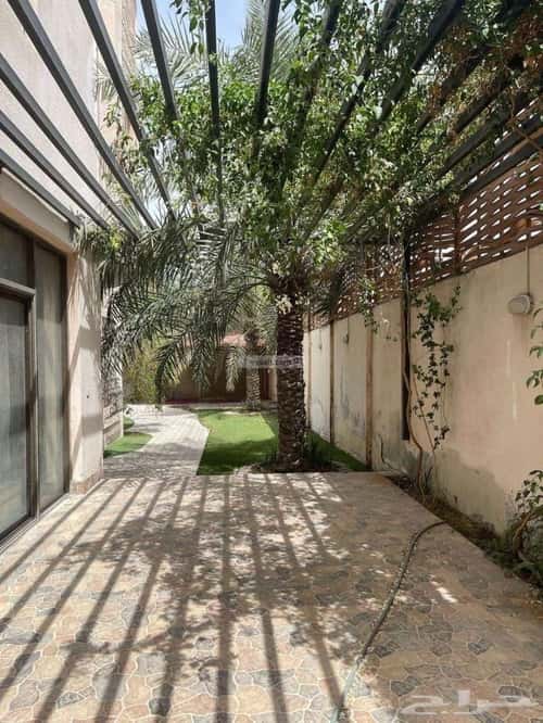 Villa 690 SQM Facing North on 18m Width Street Al Nada, Aldammam