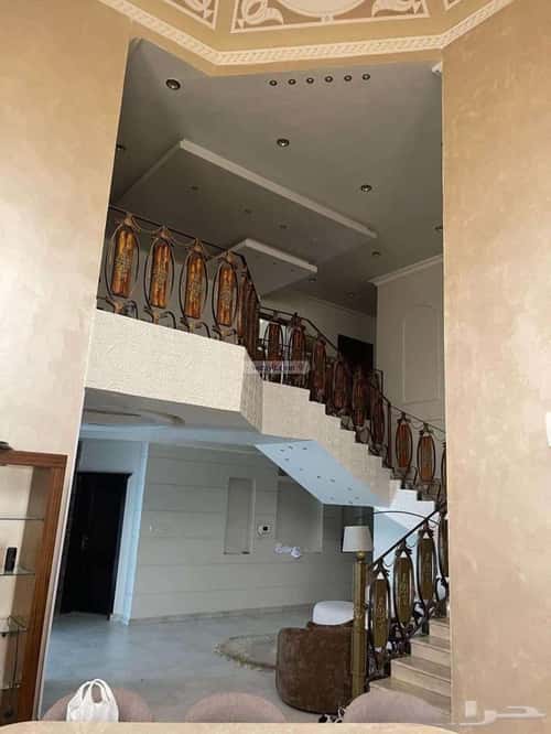 فيلا 690 متر مربع شمالية على شارع 18م الندى، الدمام