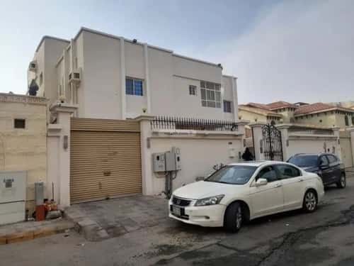 فيلا 720 متر مربع شمالية على شارع 15م المحمدية، شمال جدة، جدة